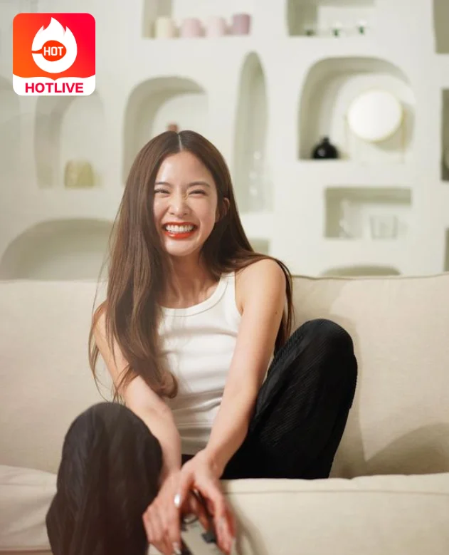 มายด์ ลภัสลัล จิรเวชสุนทรกุล: การบันทึกความปรารถนาในดวงใจของศิลปินเยาวชน18. The young artties in Thai. What's her and what's interest about her 4 - TH LIVE มายด์ ลภัสลัล-thailive