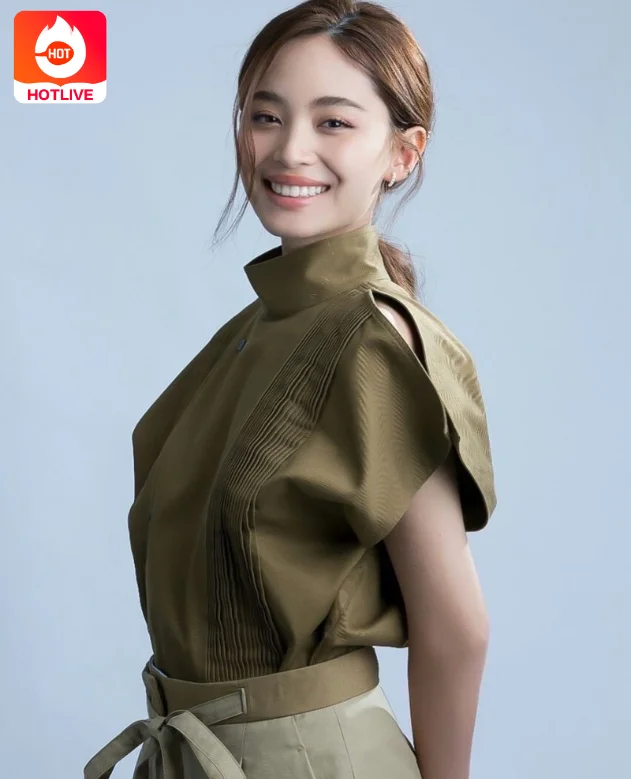 Fah Yongwaree-thailive 