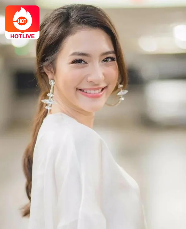Mew Nittha-thailive 