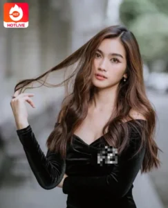 Prapye Ramida Theerapat หญิงสาวที่ได้รับความรู้จักมากขึ้นในช่วงไม่กี่ปีที่ผ่านมา. A young woman who has gained more recognition in recent years 2023 12 - TH LIVE Prapye Ramida-thailive